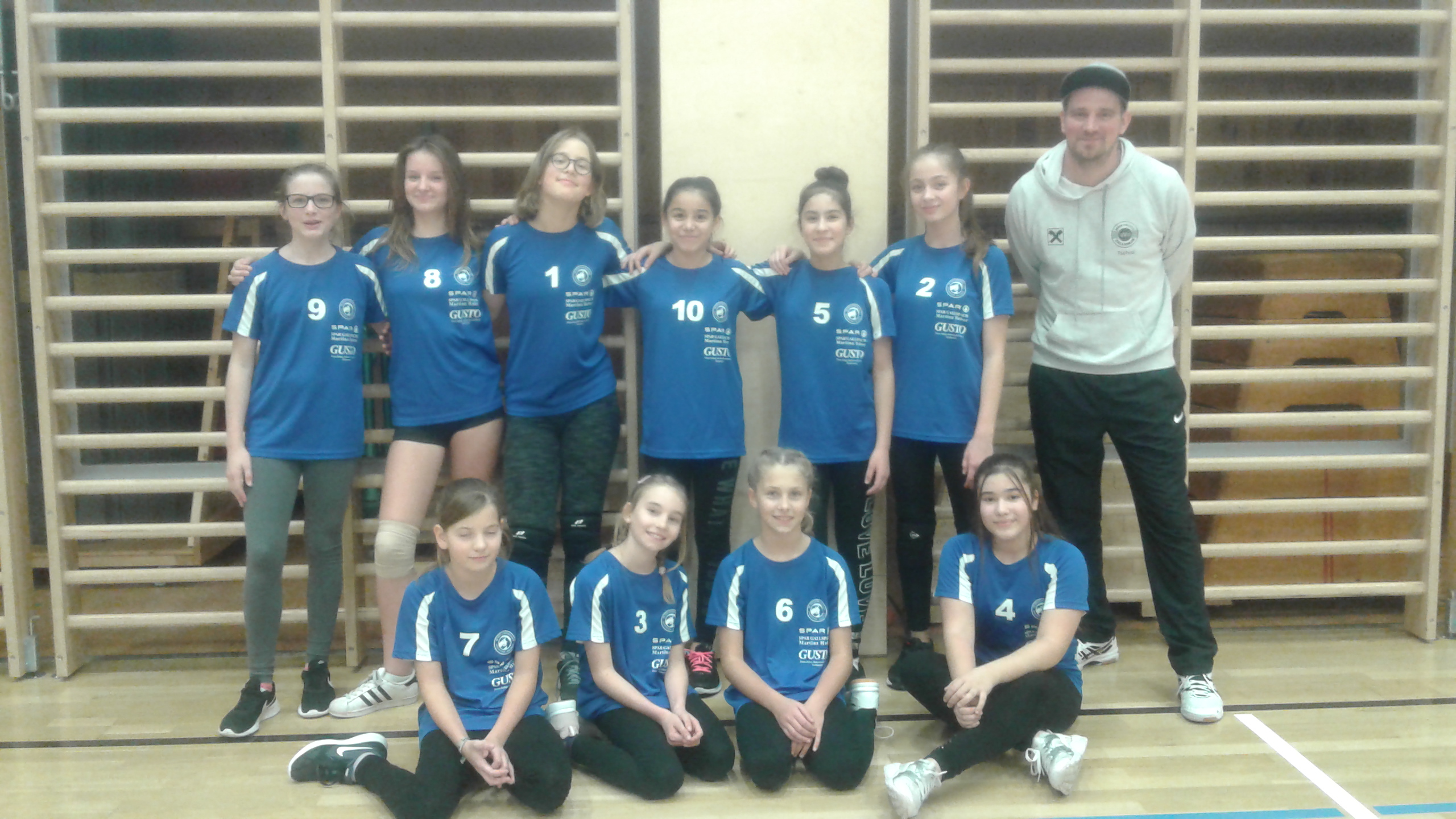 Erster Auftritt der U13 Mädels!