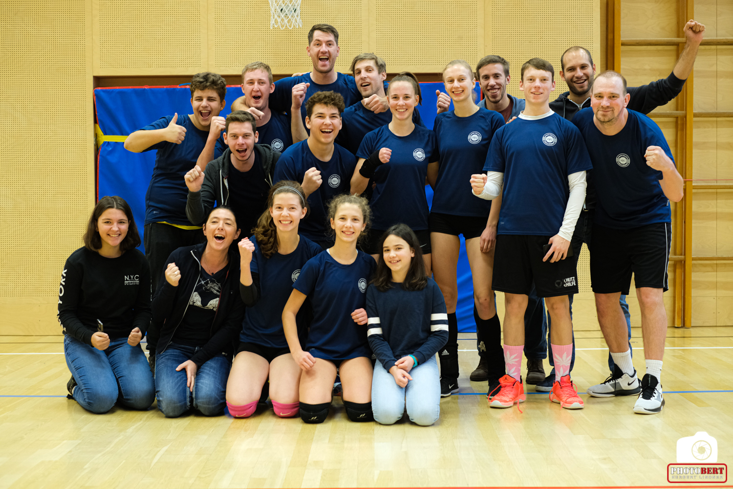 Volleyball Mixed-Team siegreich bei Heimrunde!